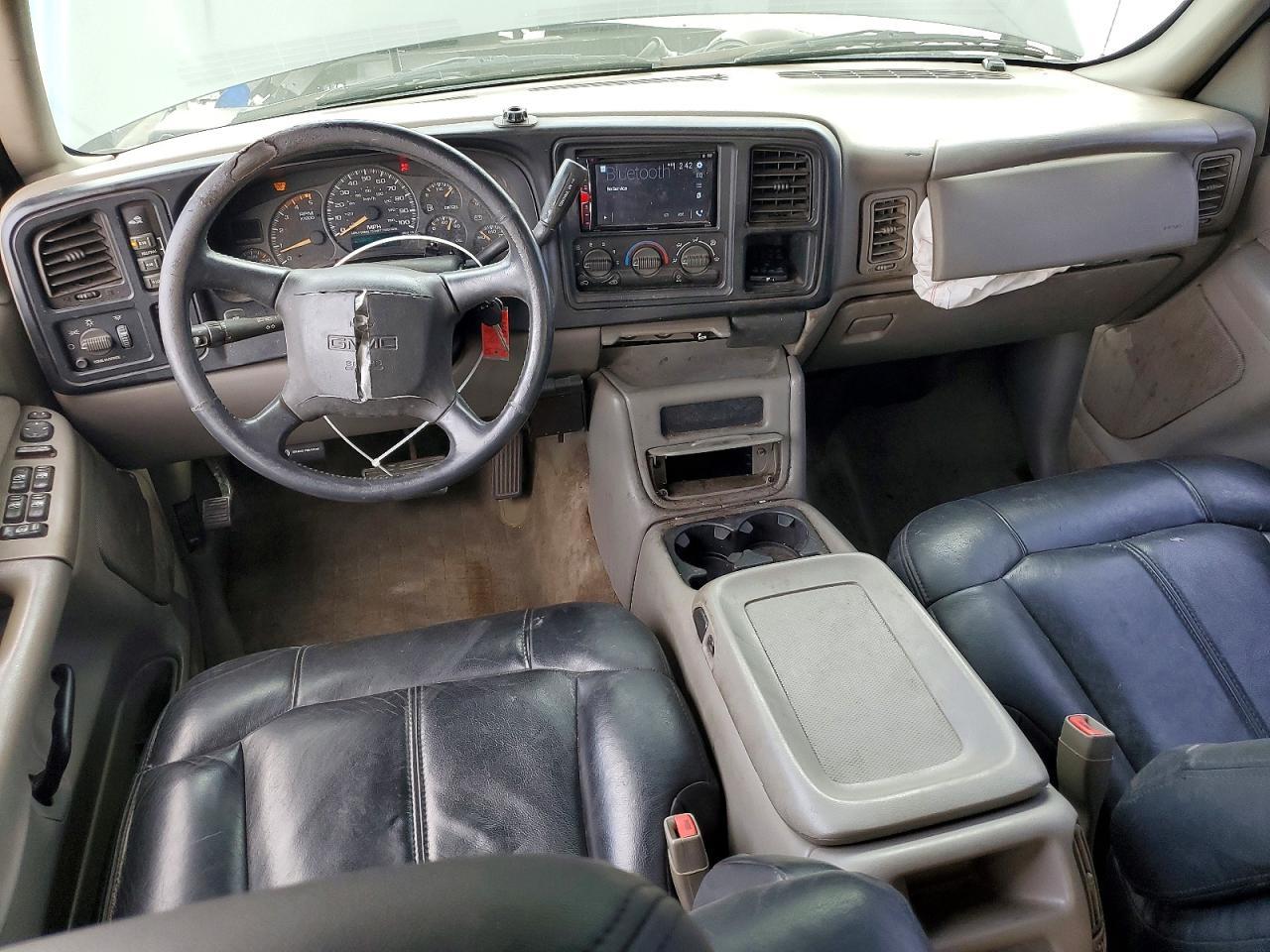 2002 GMC Sierra K2500 Heavy Duty
