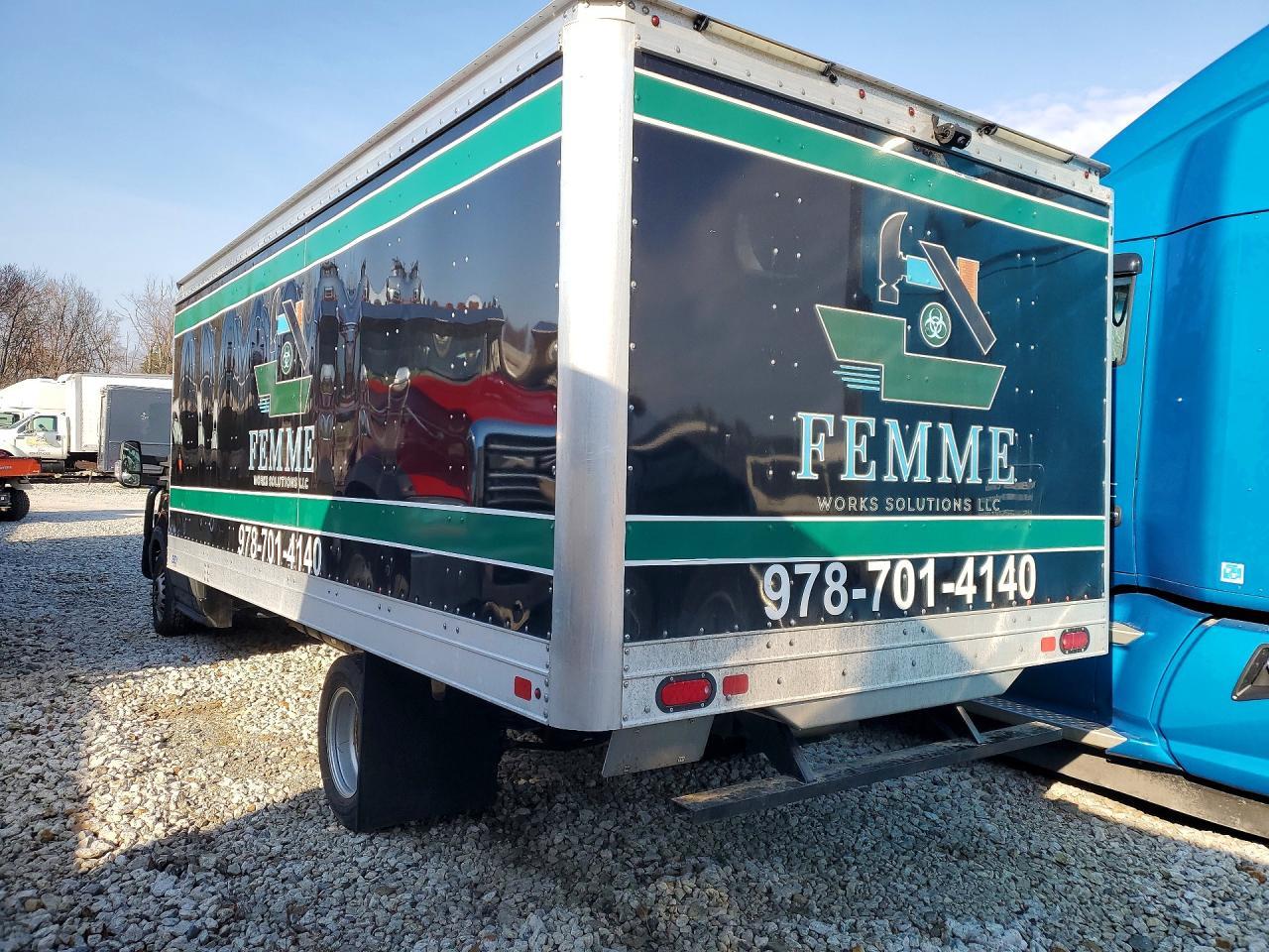 2022 Ford Transit U-BOX Truck