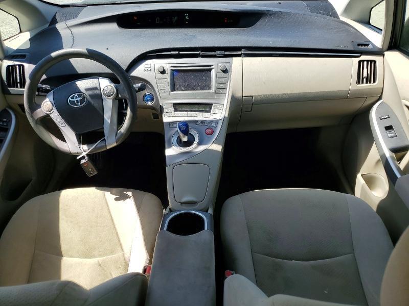 2014 Toyota Prius two