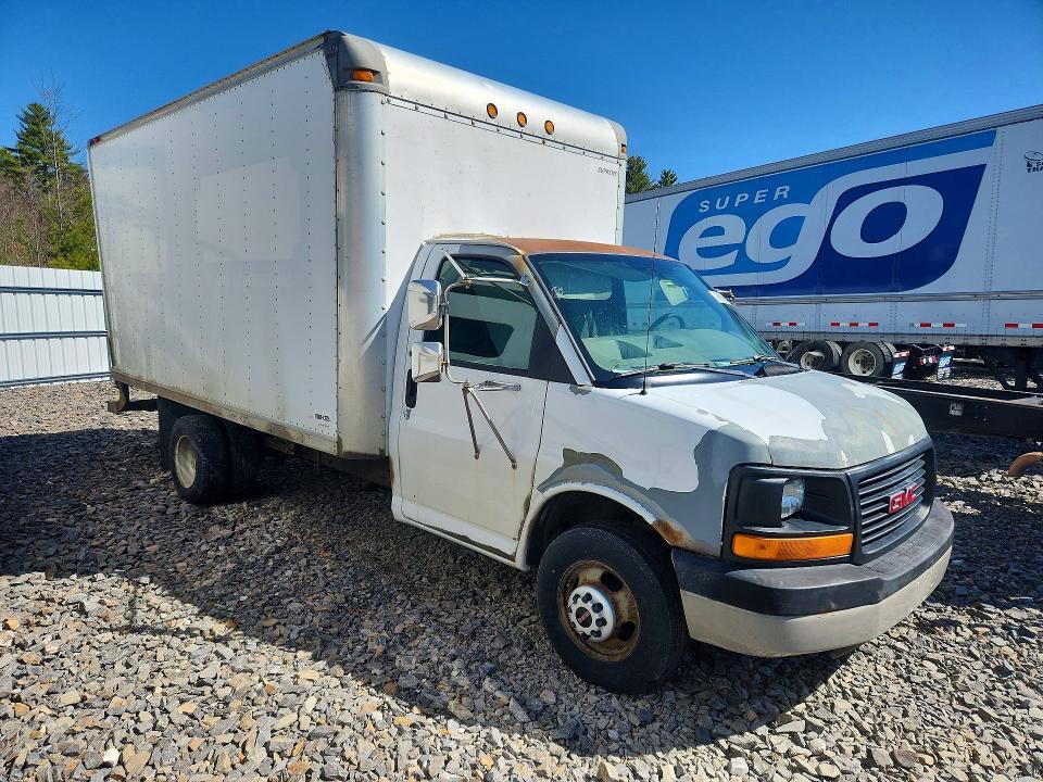 2006 GMC Savana BOX Truck