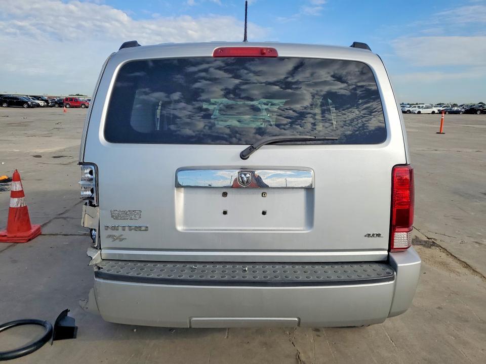 2007 Dodge Nitro r