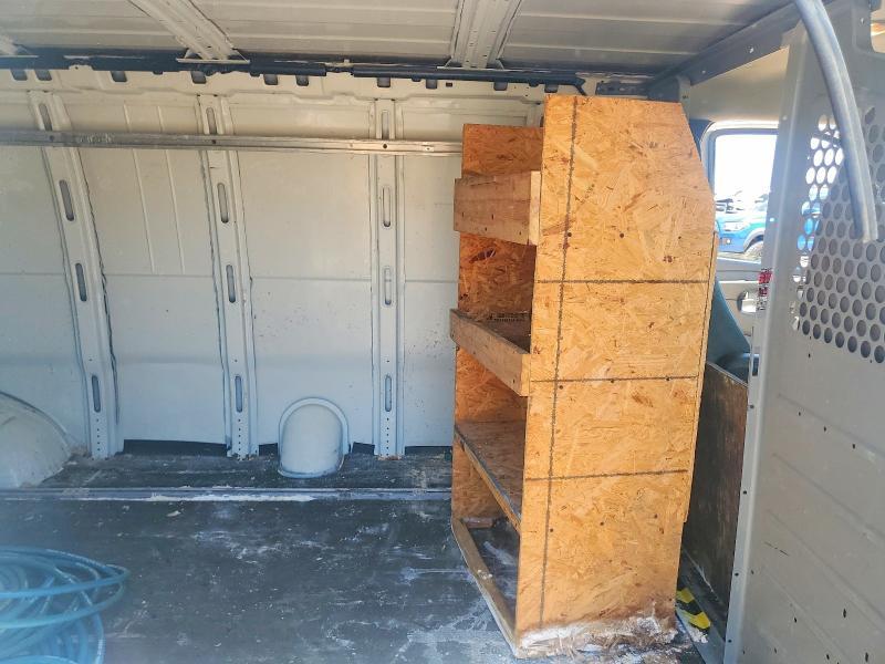 2013 Chev Express G2500