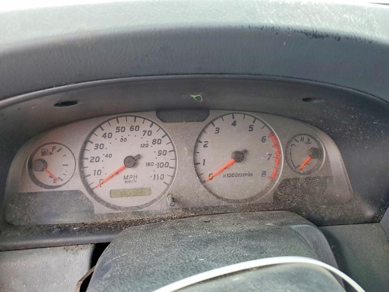 2001 Nissan Frontier XE