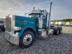 2010 Peterbilt 389 Semi Truck