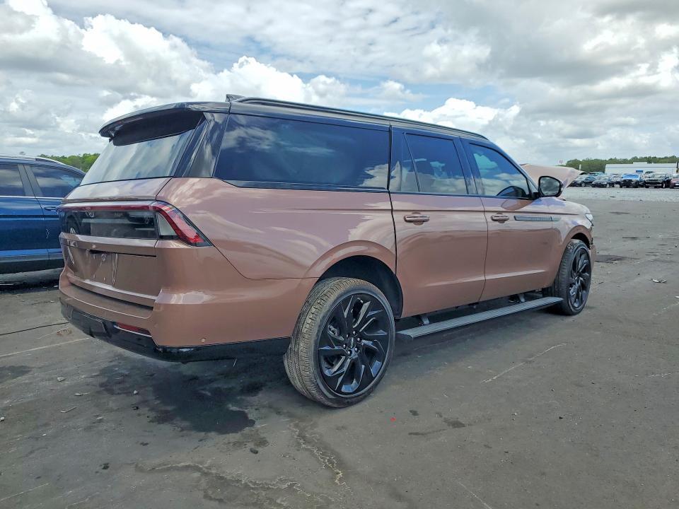 2025 Lincoln Navigator l Black Label