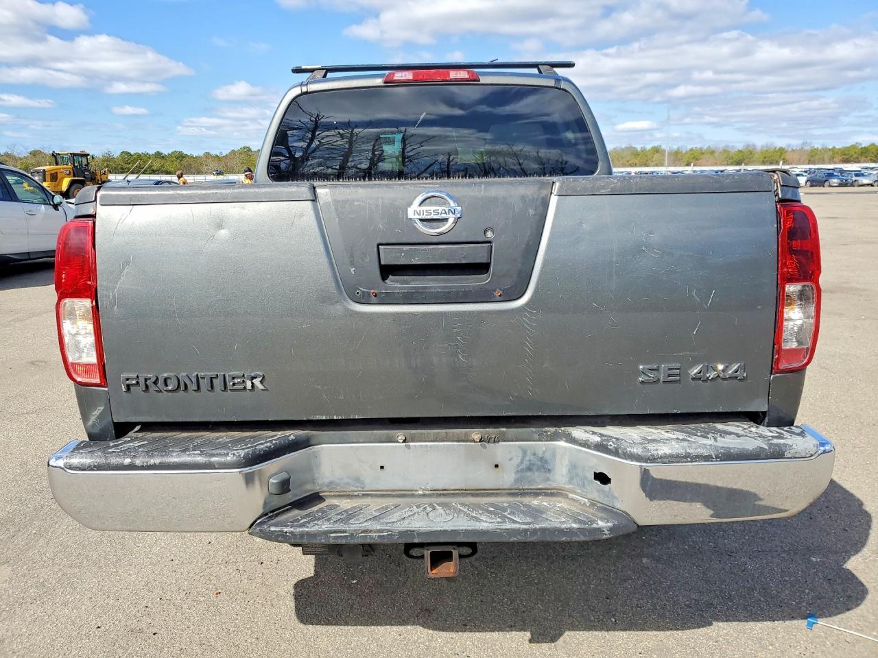 2006 Nissan Frontier SE