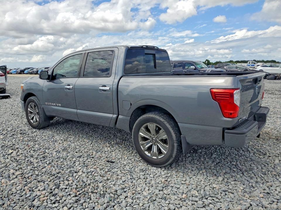 2018 Nissan Titan SV