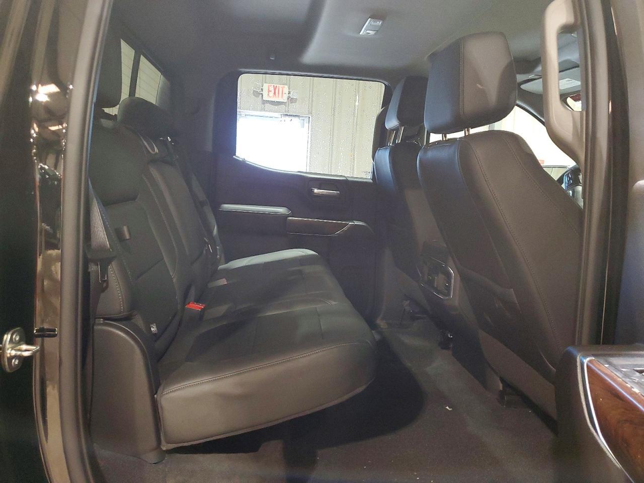 2020 GMC Sierra K1500 SLT
