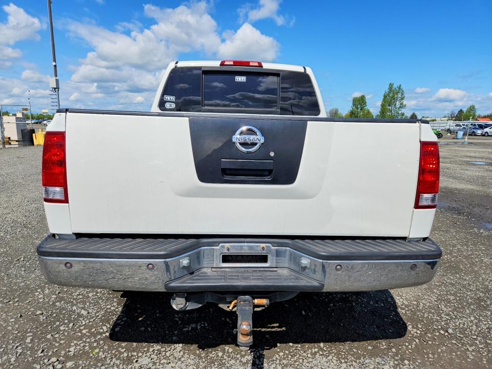 2005 Nissan Titan xe