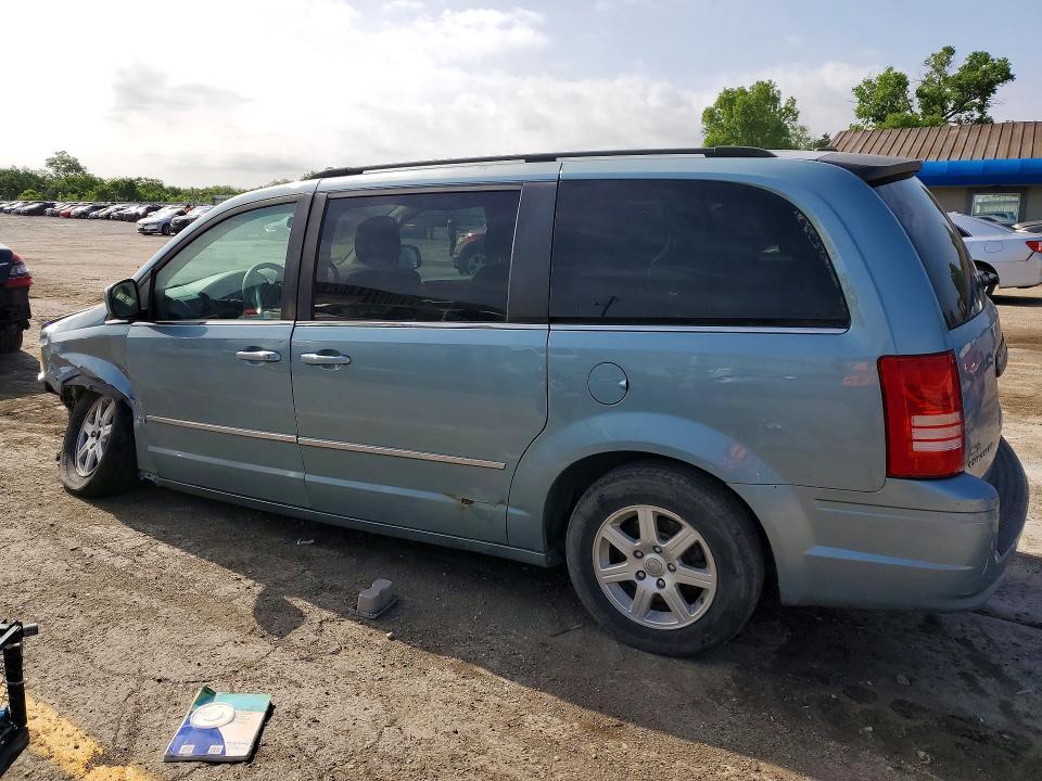 2010 Chrysler Town & Country Touring