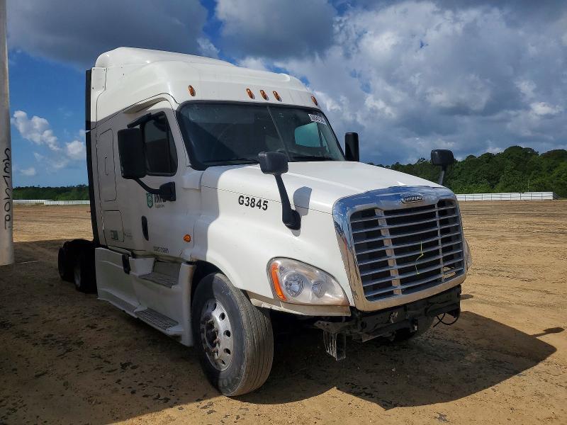 2014 Freigliner 2014 Freightliner Cascadia 125 Semi Truck