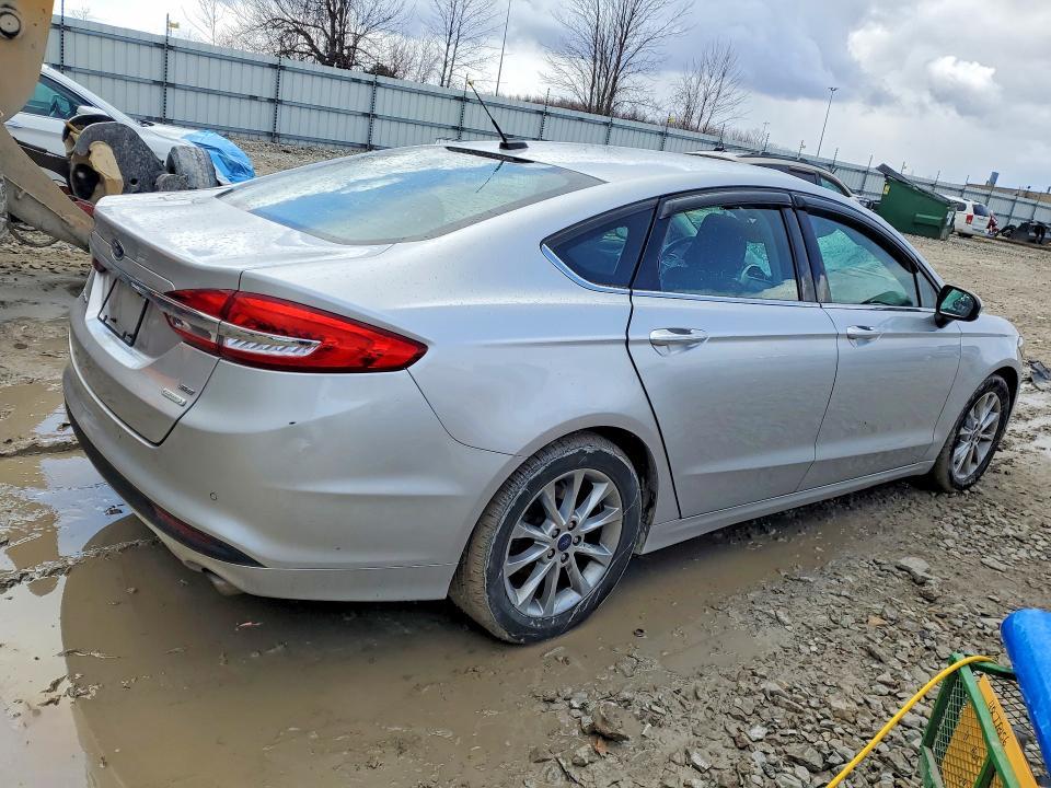 2017 Ford Fusion se