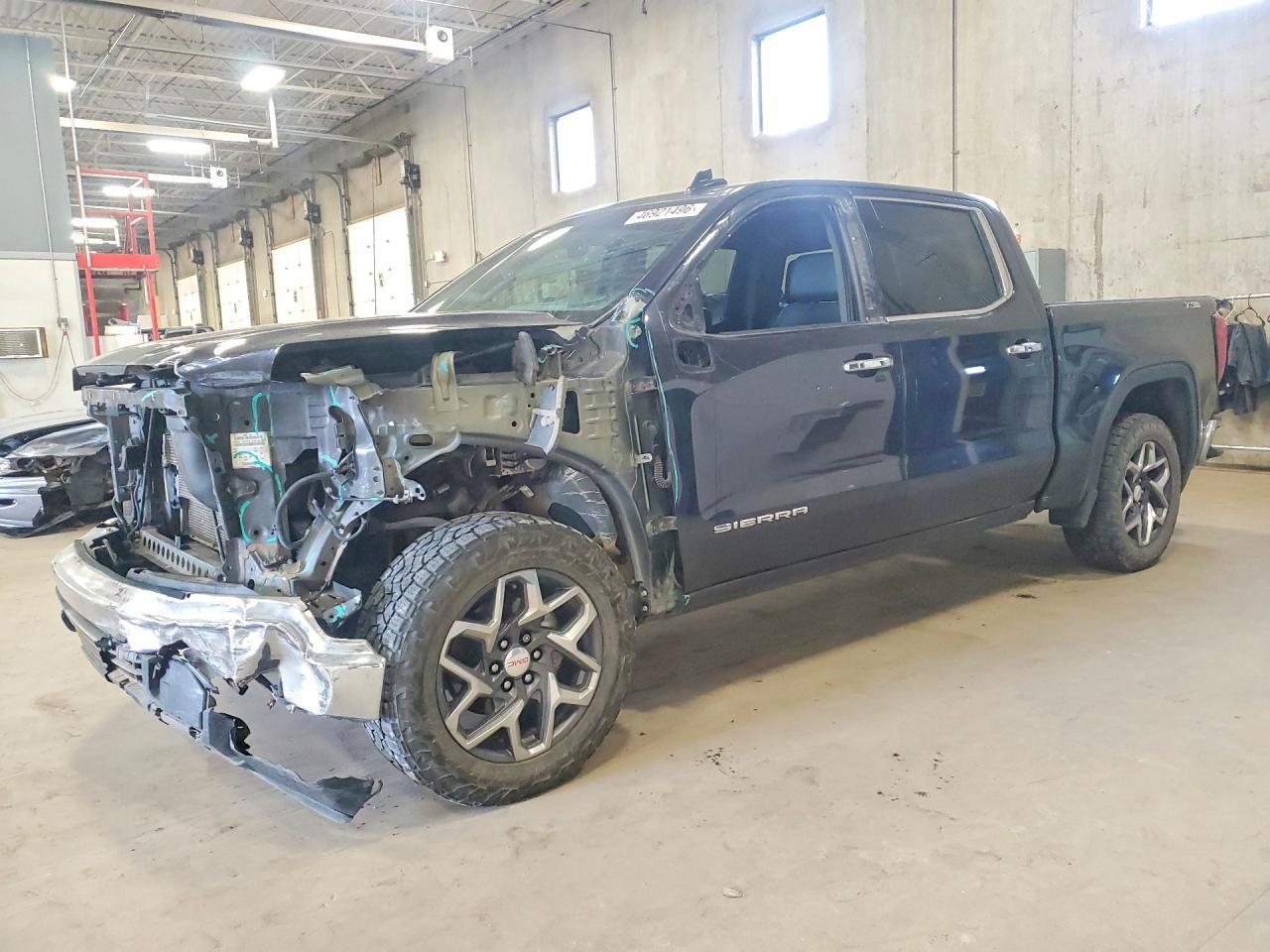 2023 GMC Sierra K1500 SLT
