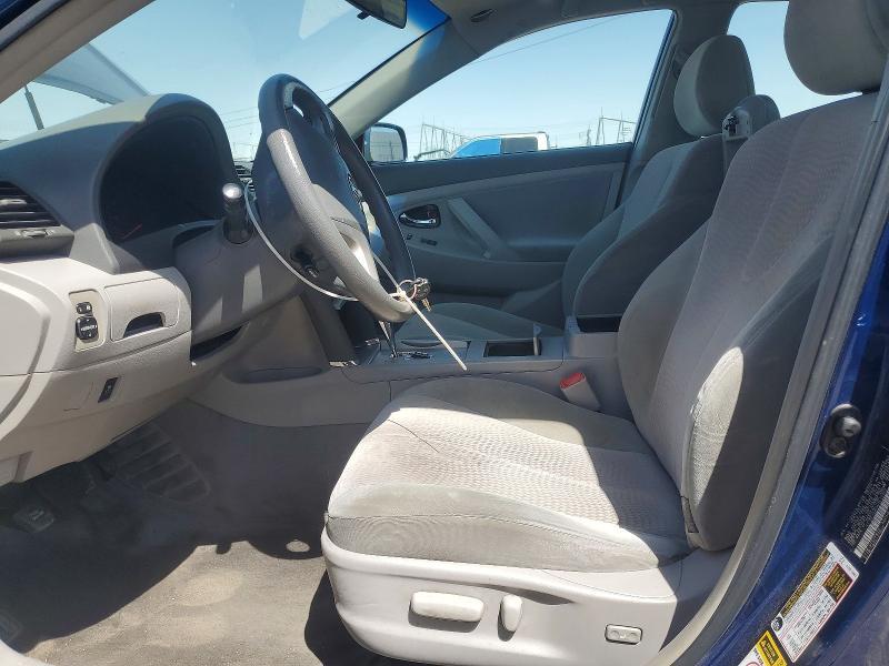 2010 Toyota Camry le