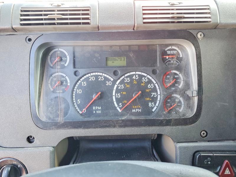 2012 Freigliner 2012 Freightliner Cascadia 125 Semi Truck