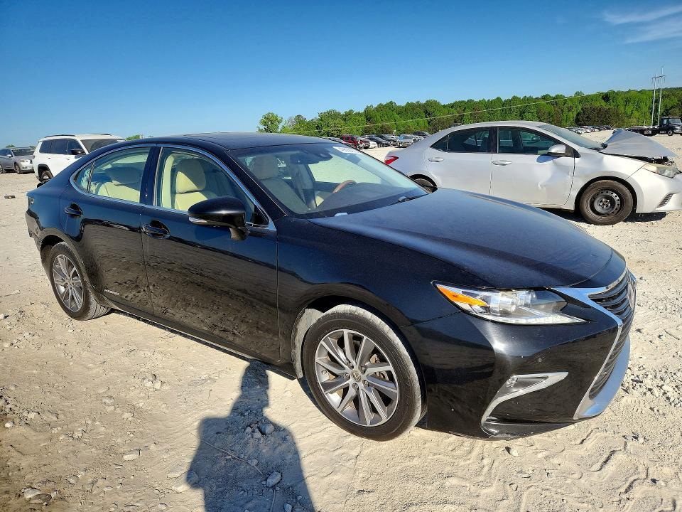 2016 Lexus Es 300h