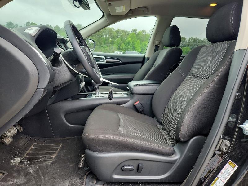 2020 Nissan Pathfinder sv
