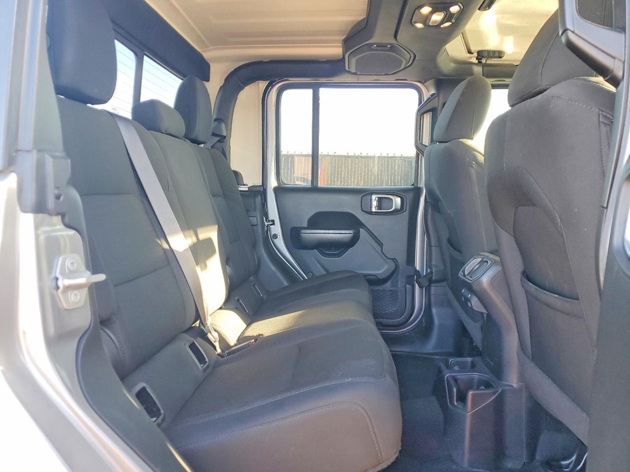 2020 Jeep Gladiator Sport