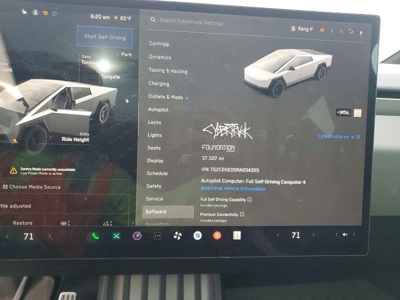 2024 Tesla Cybertruck