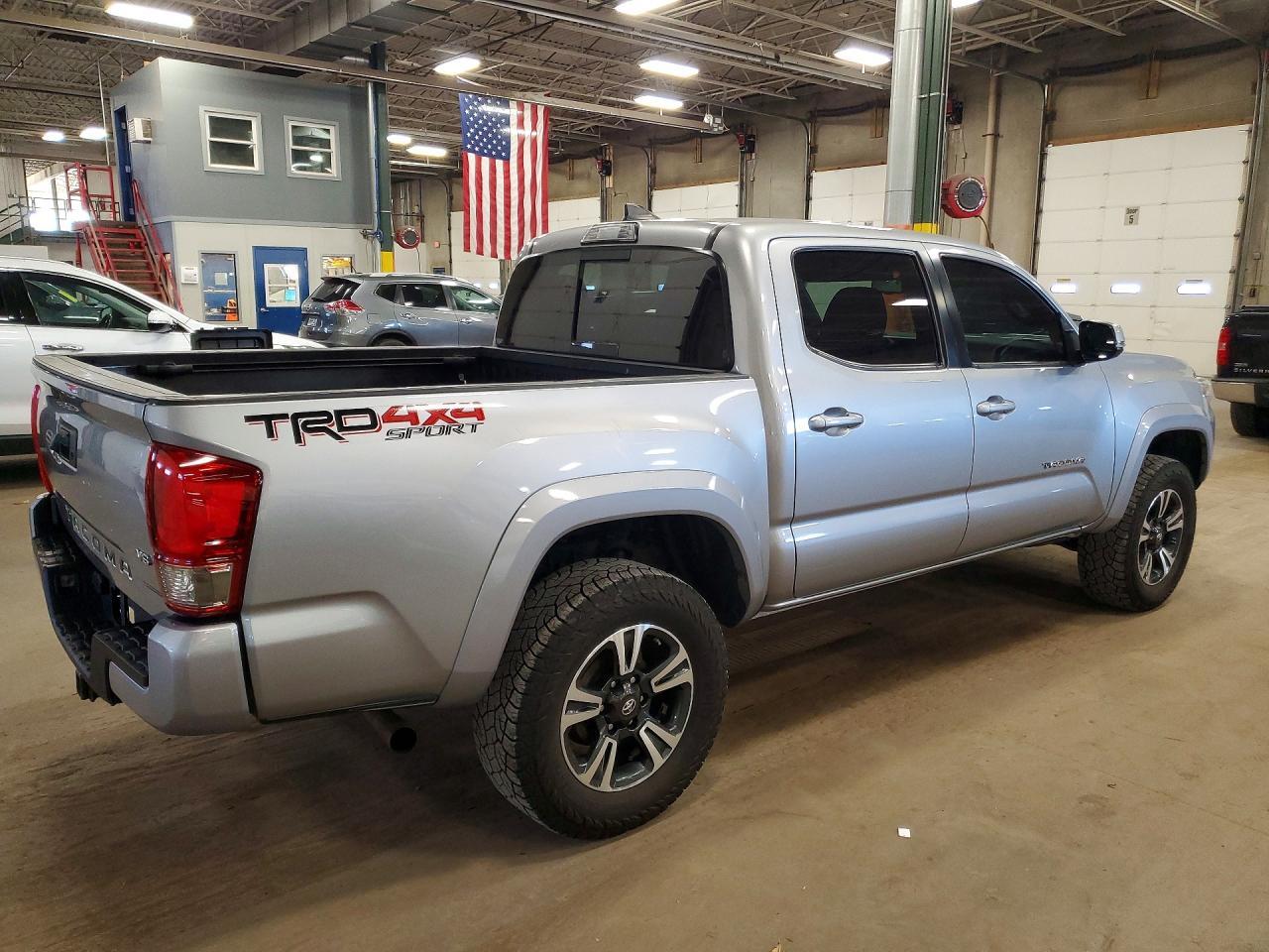 2017 Toyota Tacoma TRD Sport