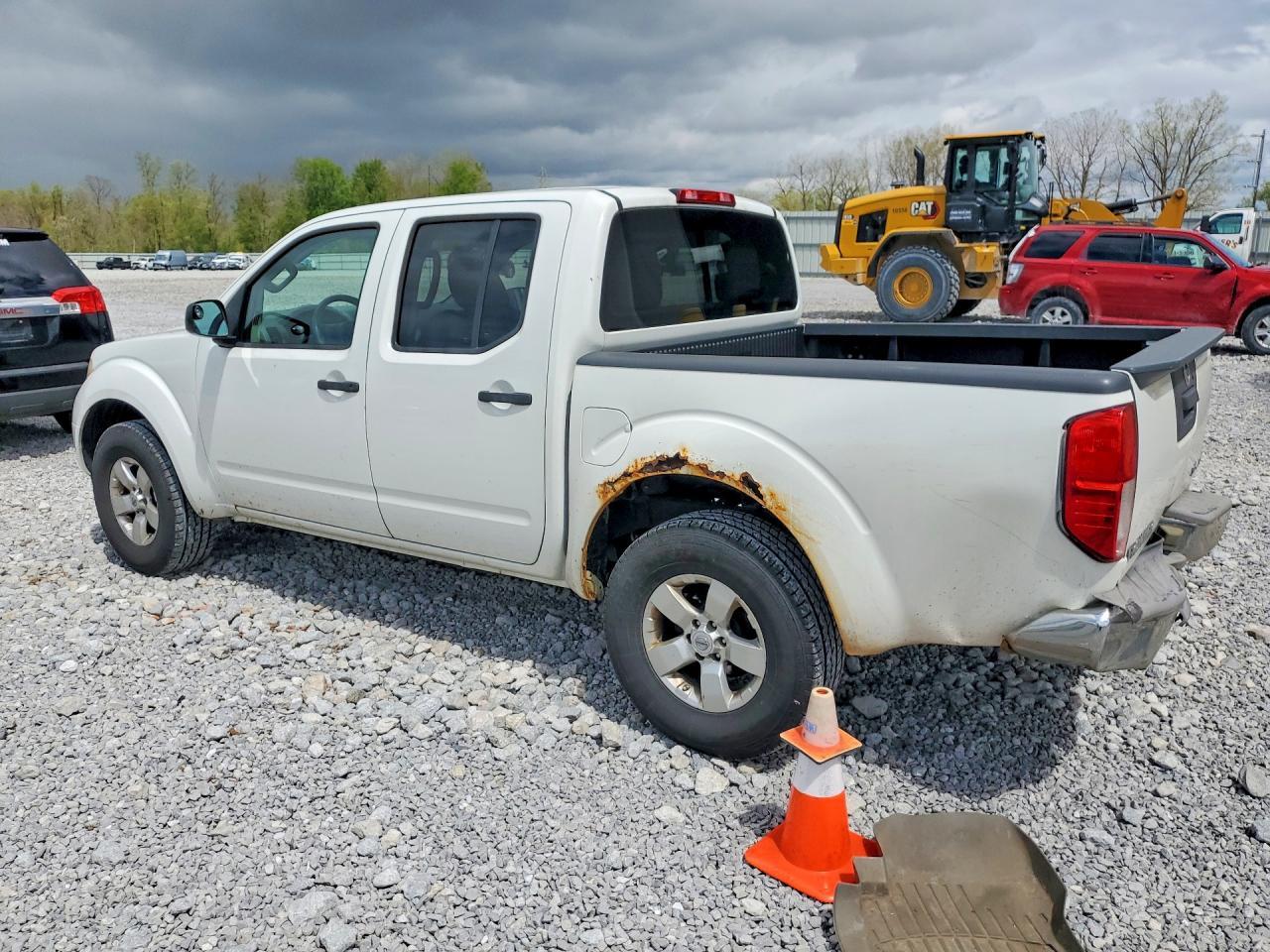 2013 Nissan Frontier S