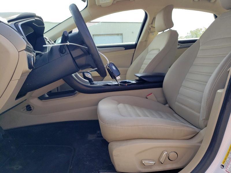2016 Ford Fusion se Hybrid
