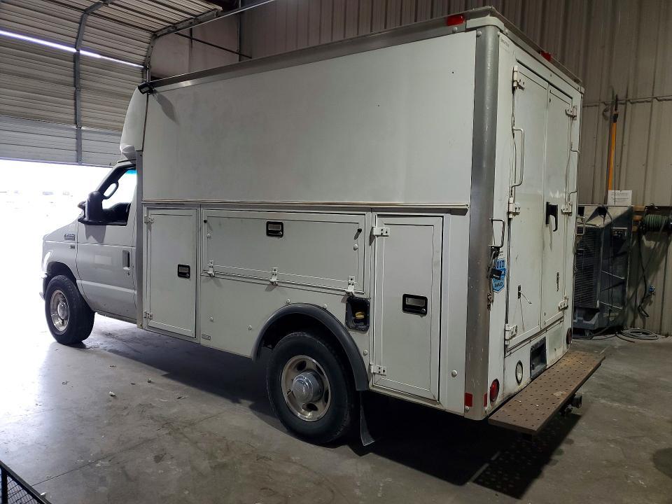 2010 Ford E350 Utility / Service Truck