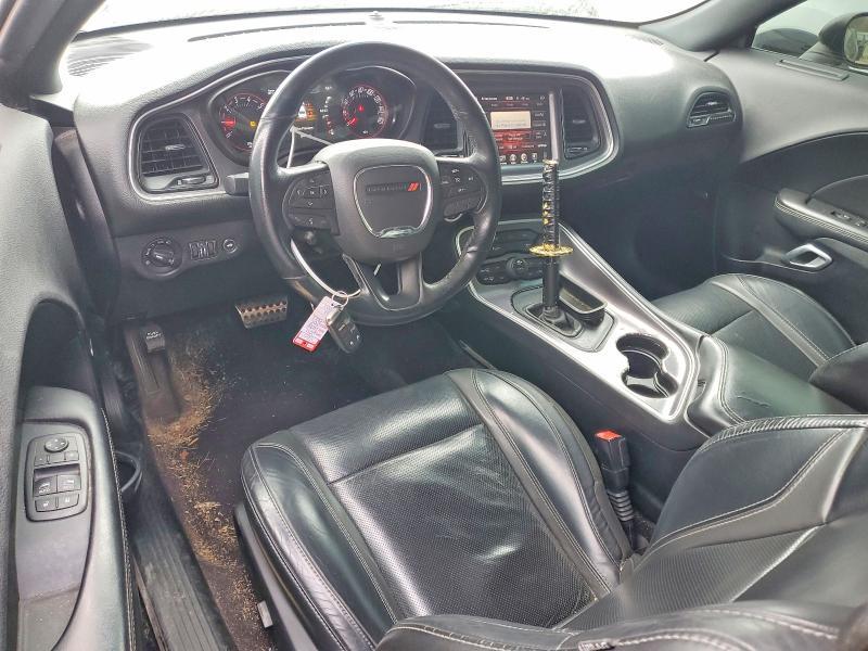 2016 Dodge Challenger sxt