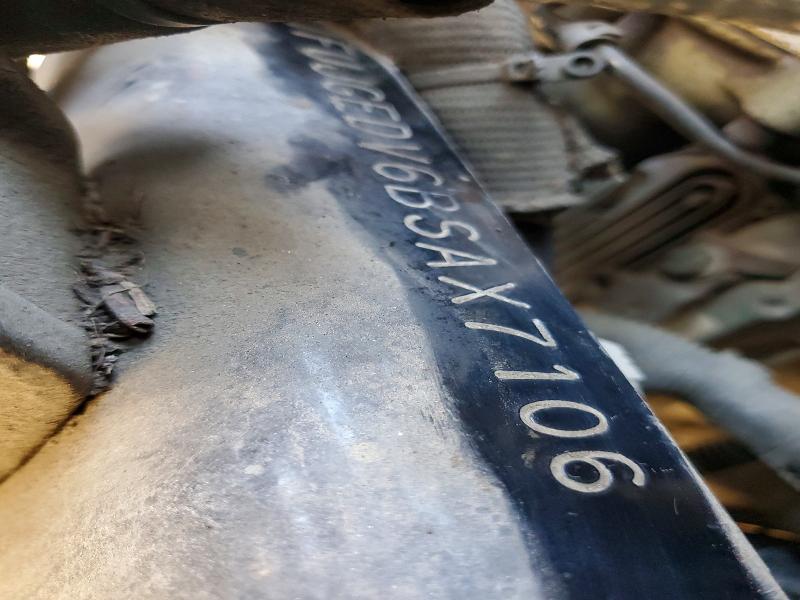 2011 Freigliner 2011 Freightliner Cascadia ROLL-OFF Container Truc