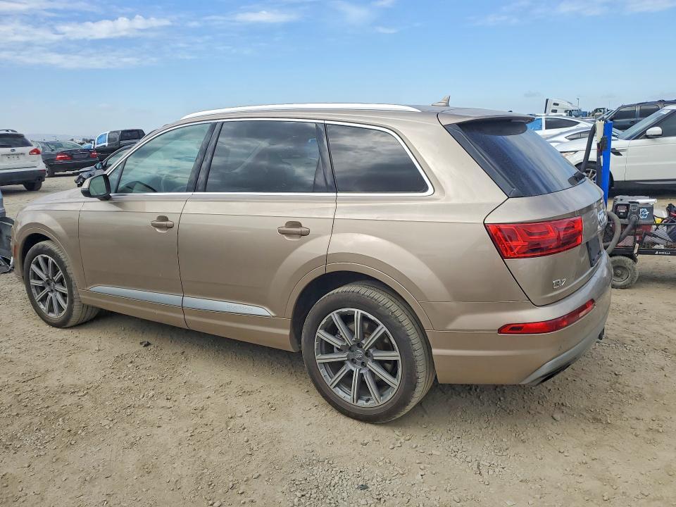 2018 Audi Q7 Premium Plus