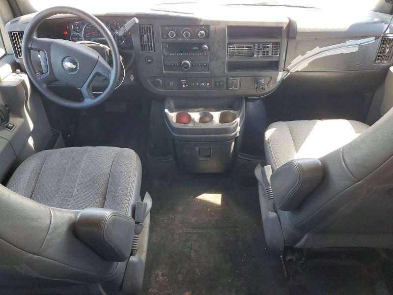 2019 Chevrolet Express G2500 LT