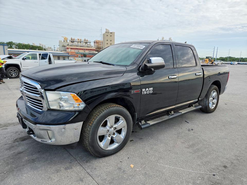2015 Dodge RAM 1500 SLT