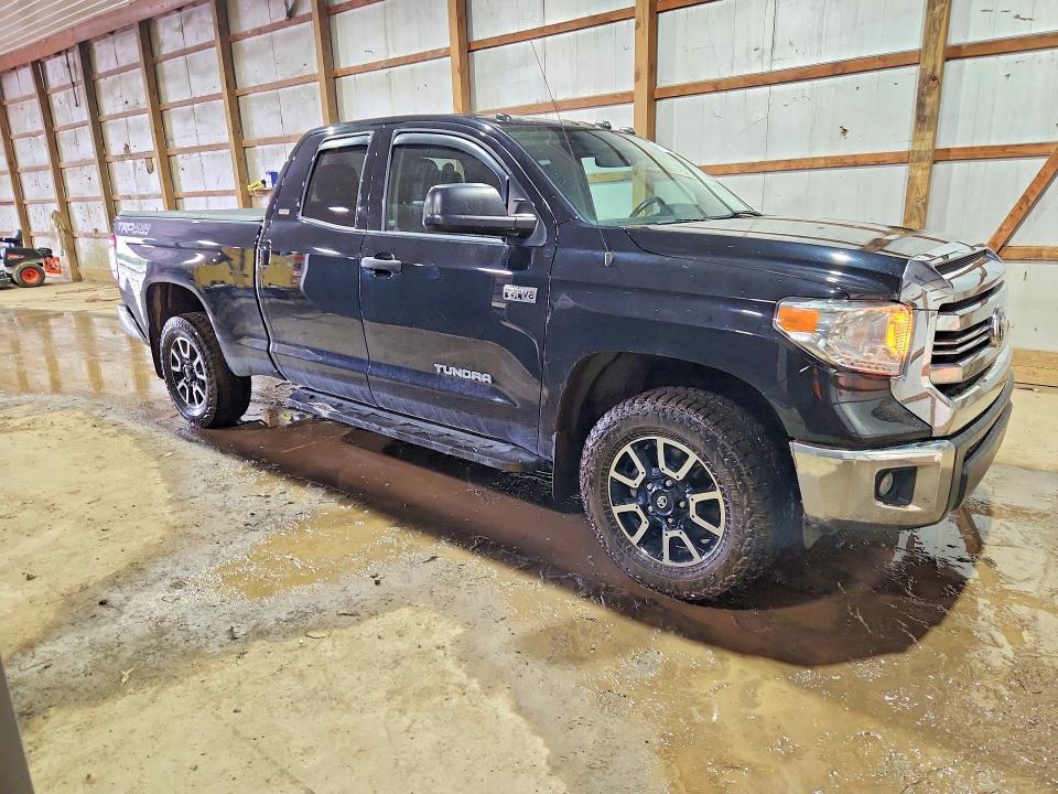 2017 Toyota Tundra SR5
