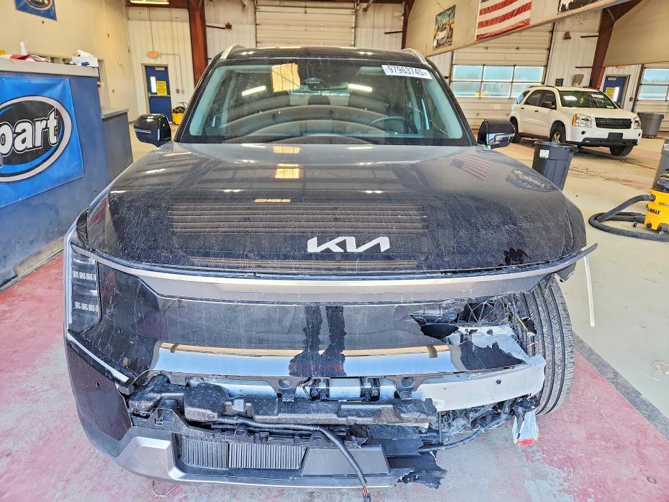 2026 KIA EV9 Wind