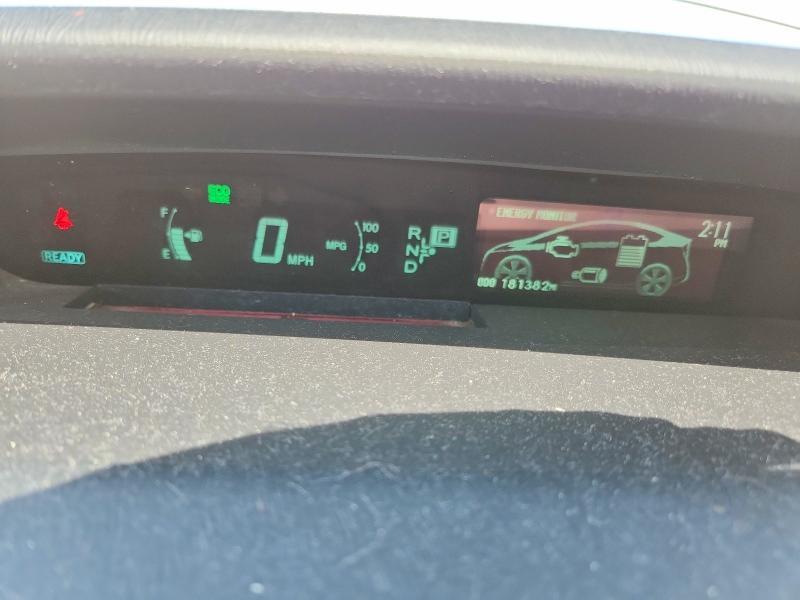 2010 Toyota Prius iii