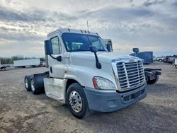 Salvage cars for sale from Copart Earlington, KY: 2015 Freigliner 2015 Freightliner Cascadia 1-Semi Truck
