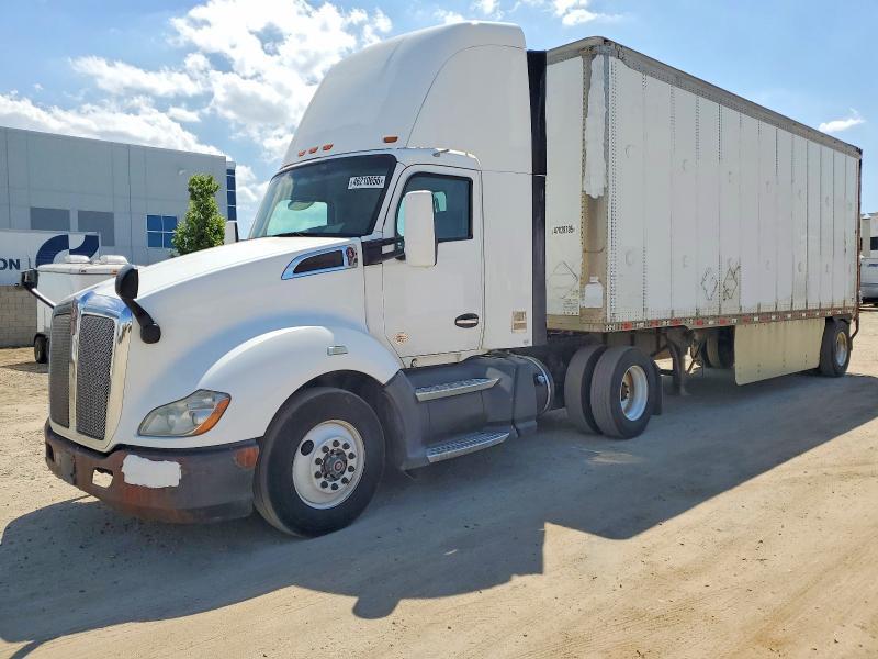 2017 Kenworth T680 Semi Truck