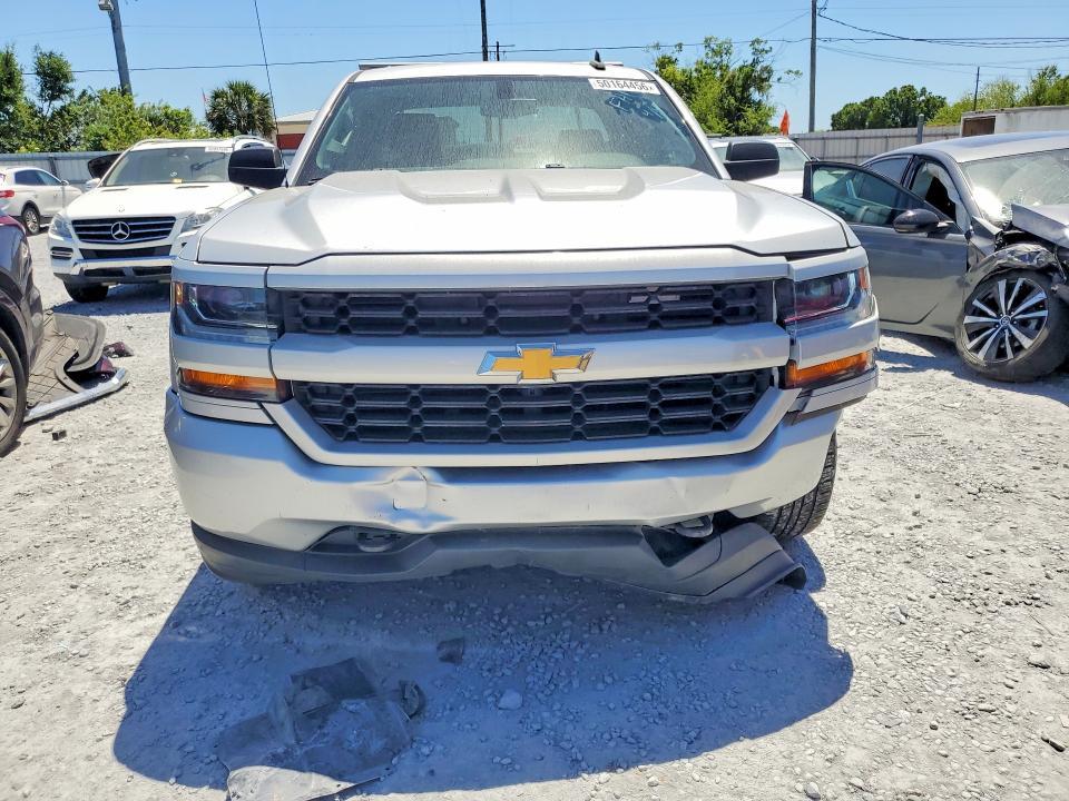 2018 Chevrolet Silverado C1500 Custom