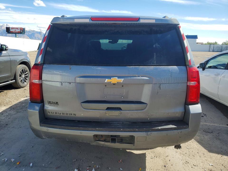 2018 Chevrolet Suburban K1500 lt