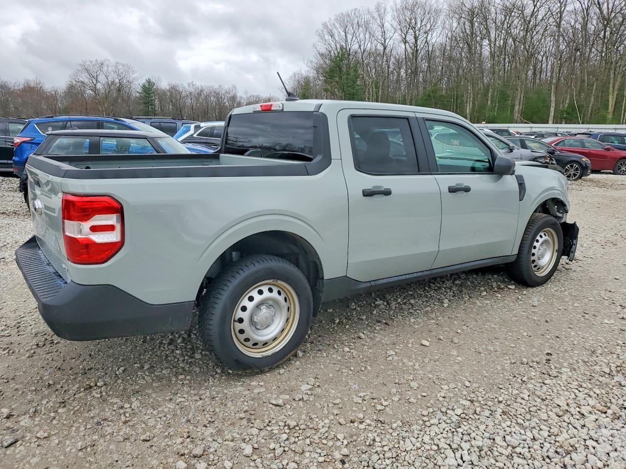 2022 Ford Maverick XL