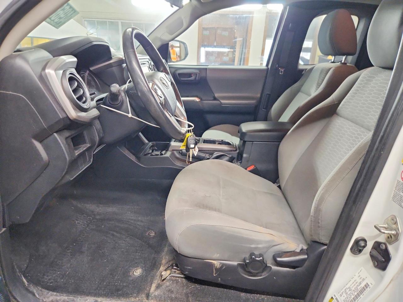 2017 Toyota Tacoma SR5