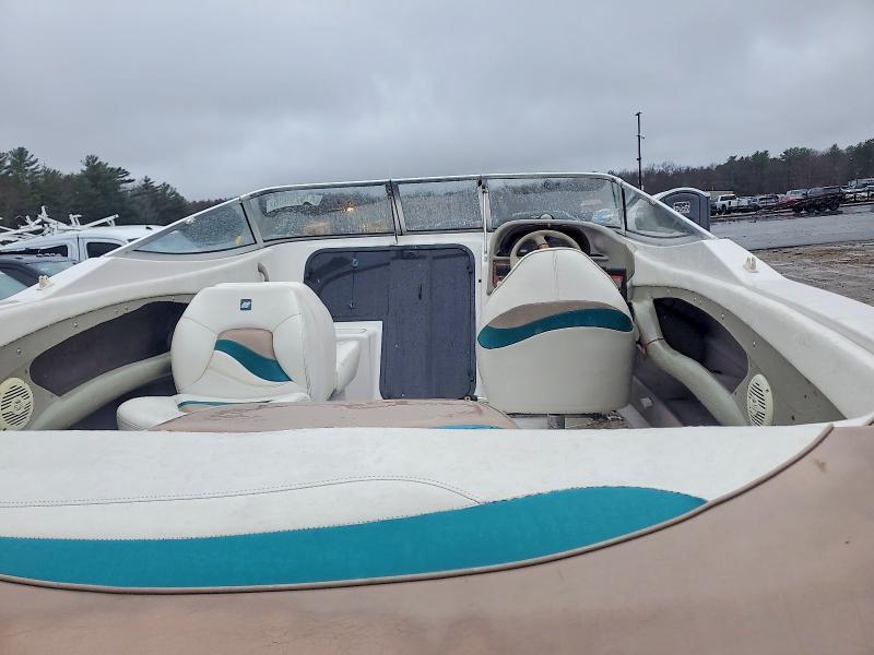 1998 Four Winds Sundowner 205