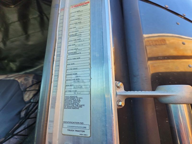 2009 Kenworth T660 Semi Truck