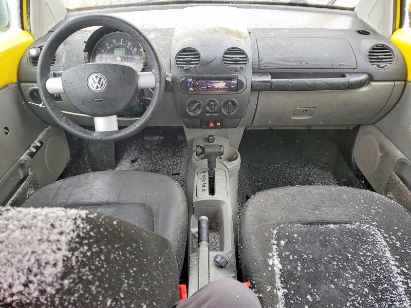 2002 Volkswagen New Beetle gl