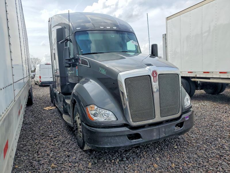 2020 Kenworth T680 Semi Truck