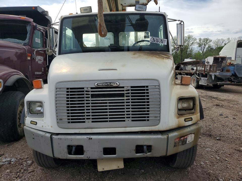 2001 Freightliner FL80 Digger Derrick Truck