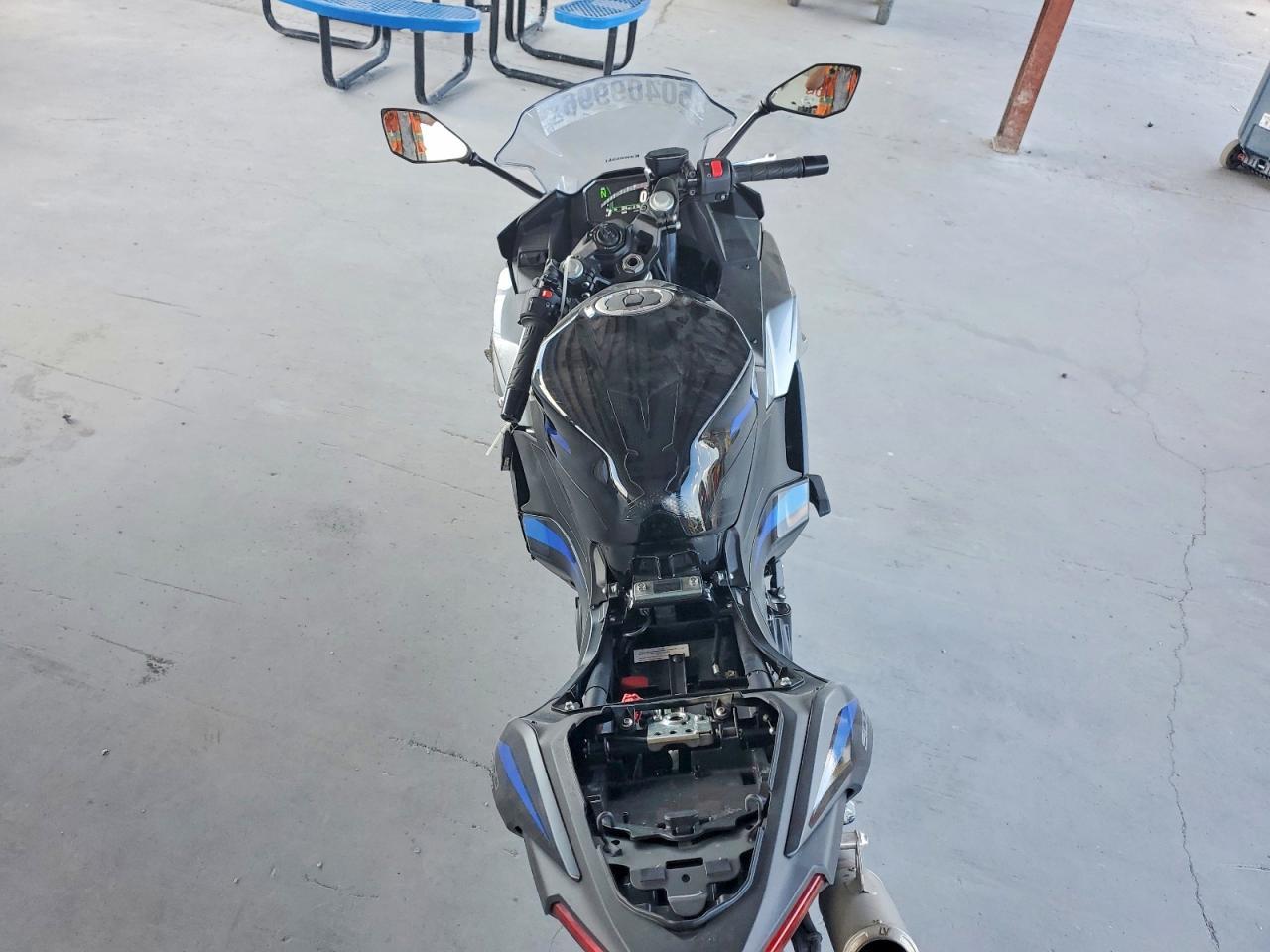 2025 Kawasaki EX500 A