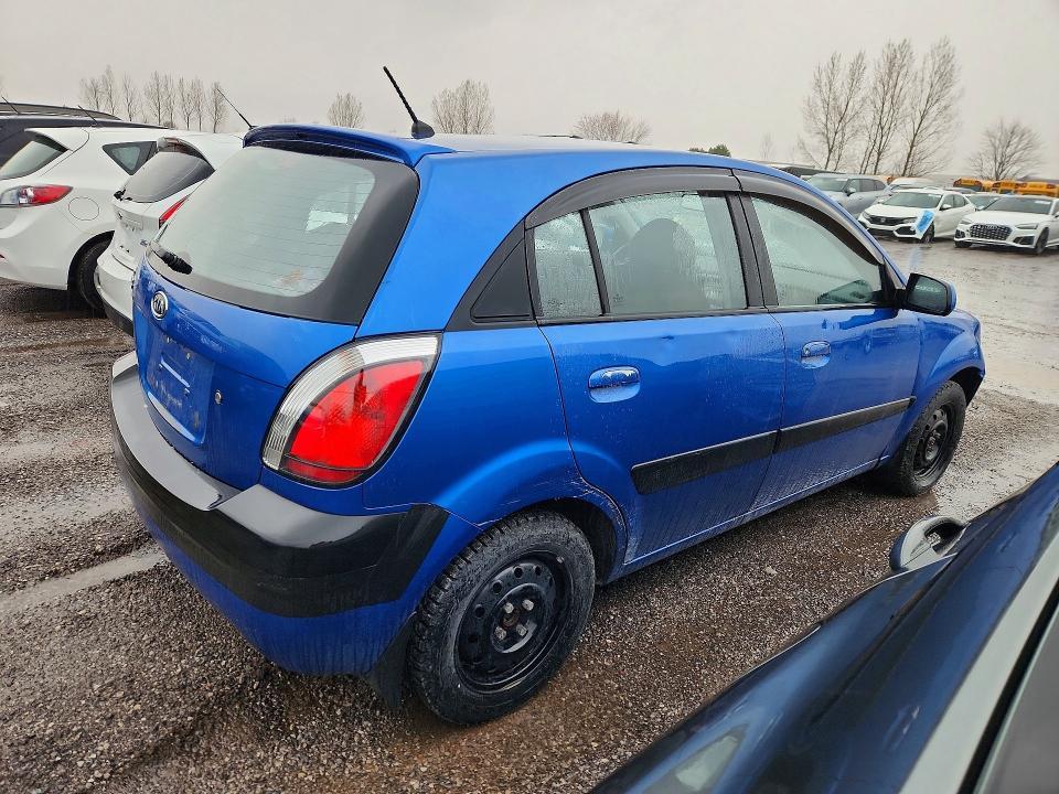 2006 KIA Rio5 sx
