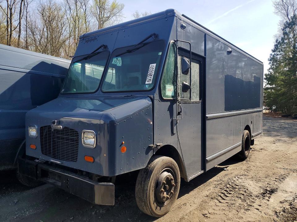 2021 Freightliner MT45G Chassis Delivery Truck