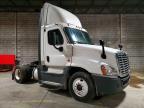 2016 Freightliner Cascadia 125 Semi Truck